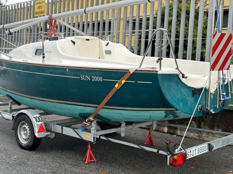 Jeanneau Sun 2000