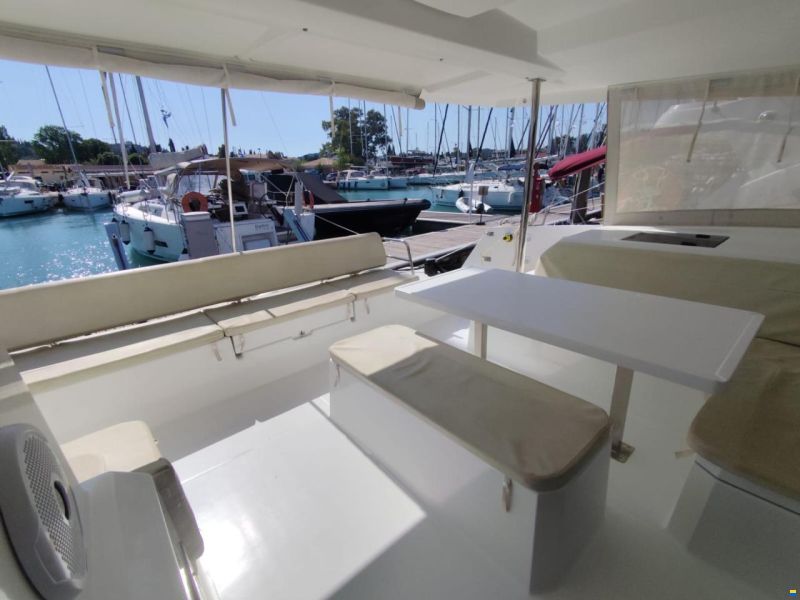 Fountaine Pajot Astrea 42