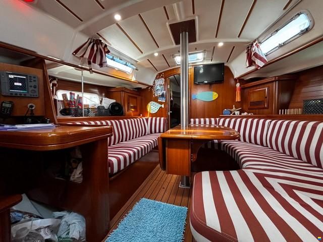 Beneteau Oceanis 361