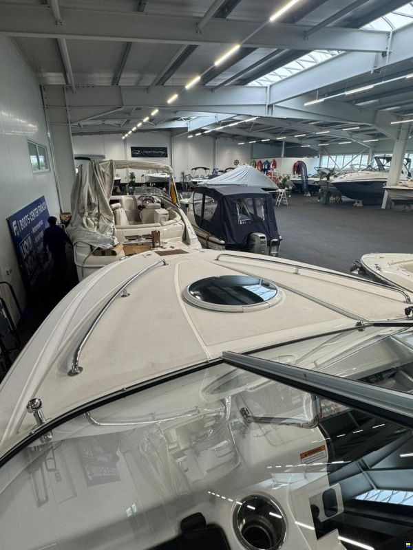 Regal 2750