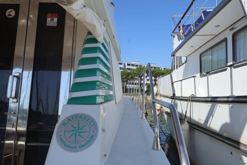 Raffaeli Ouragan 52