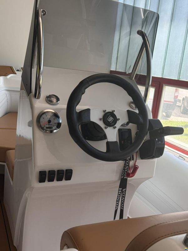 Sea Flash Luxury 520