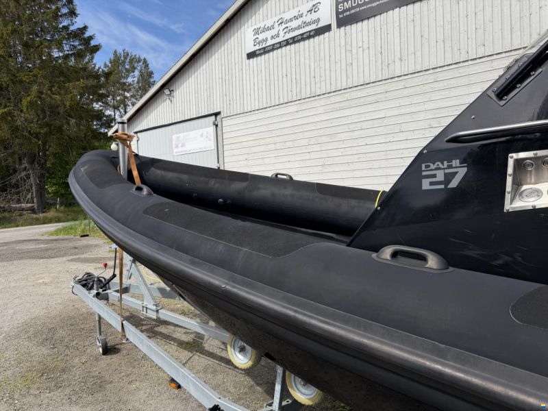 Dahl Naval 27