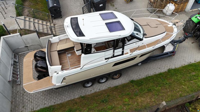 Jeanneau Merry Fisher 855
