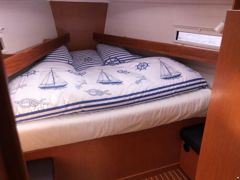 Bavaria Cruiser 36