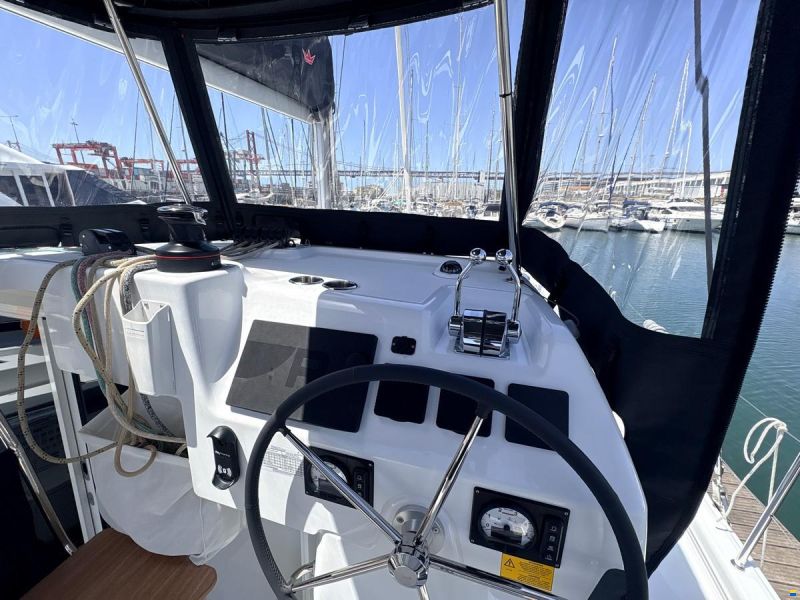 Lagoon 38