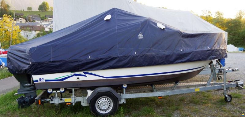 B2 Marine Cap Ferret 552 CC
