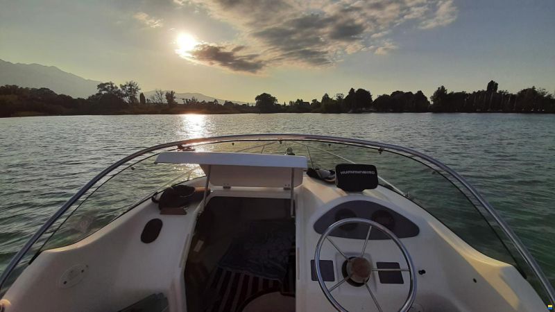 B2 Marine Cap Ferret 552 CC