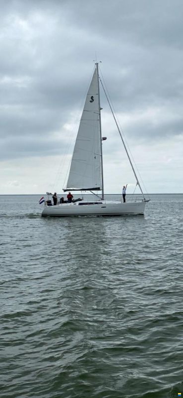 Beneteau Oceanis 37
