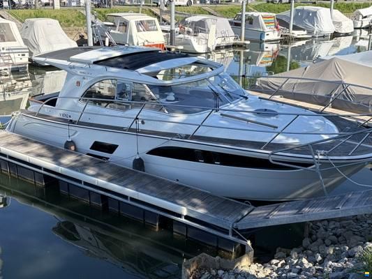 Marex 310 Sun Cruiser