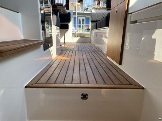 Marex 310 Sun Cruiser
