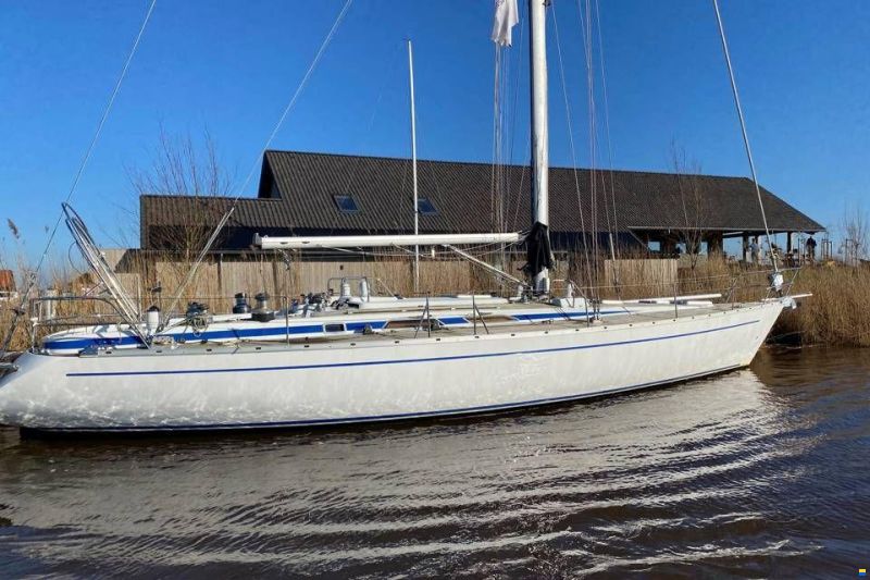 Grand Soleil 46