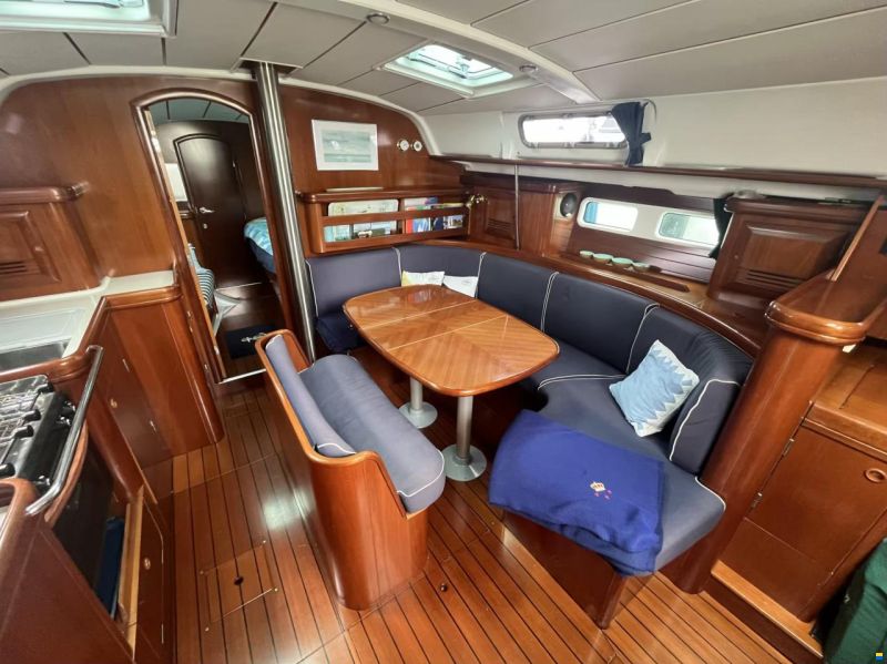 Beneteau Oceanis 411 Clipper Celebration (2003)