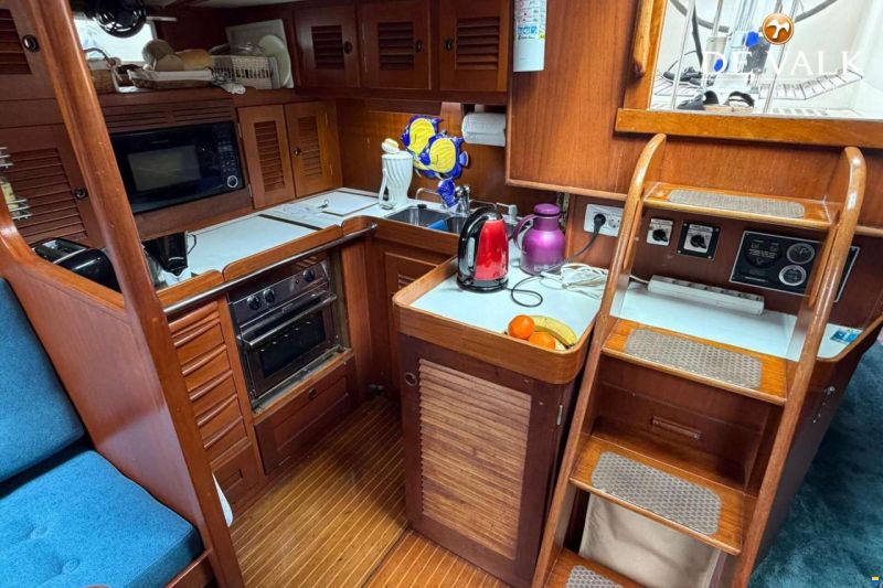 Hallberg-Rassy 49