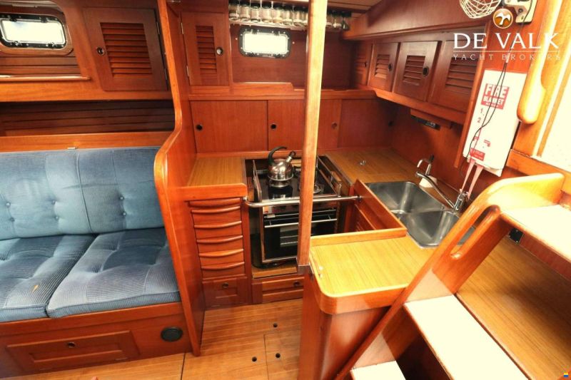 Hallberg-Rassy 42 E