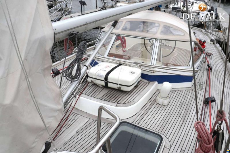 Hallberg-Rassy 42 E