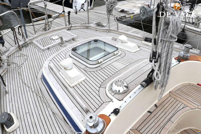 Hallberg-Rassy 42 E