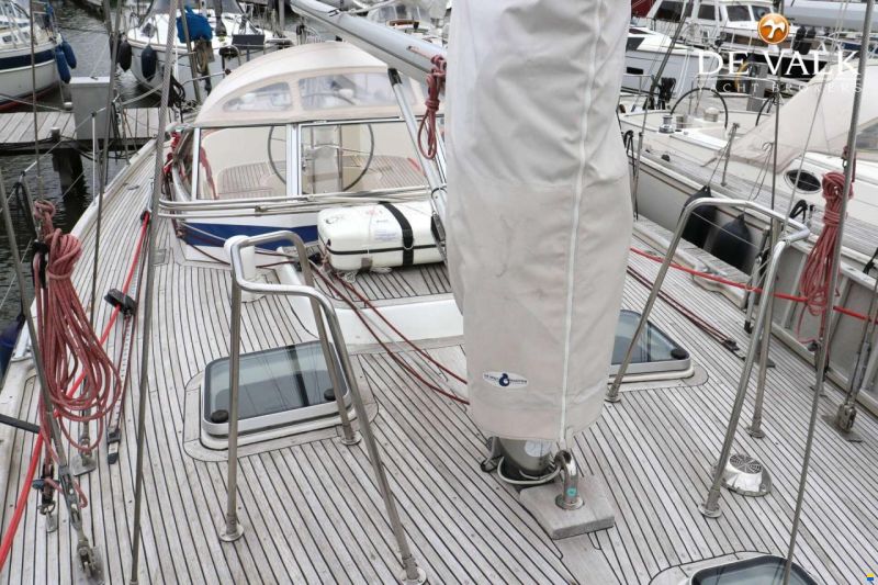 Hallberg-Rassy 42 E
