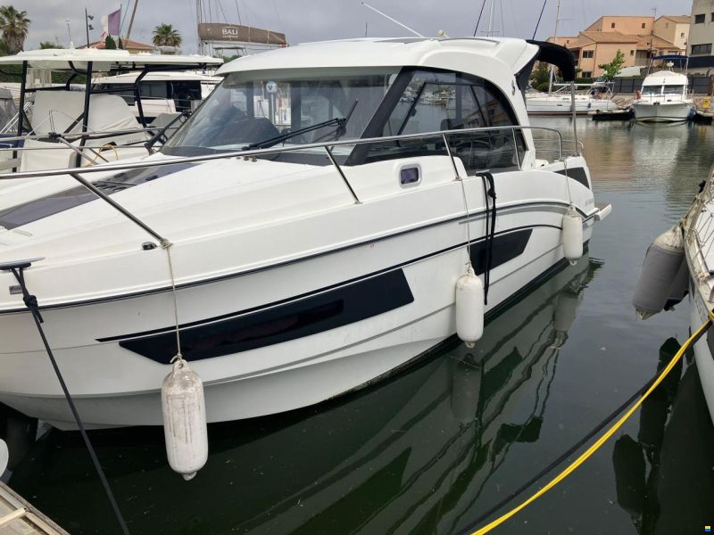 Beneteau Antares 9