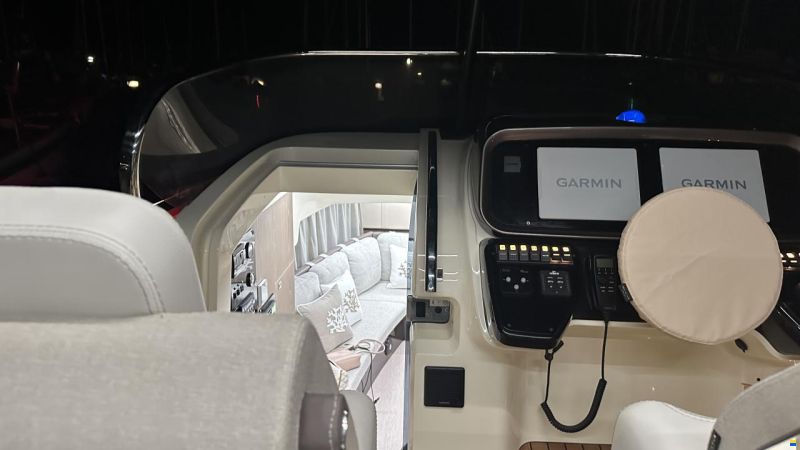 Invictus GT 320