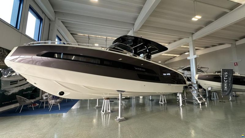 Invictus GT 320