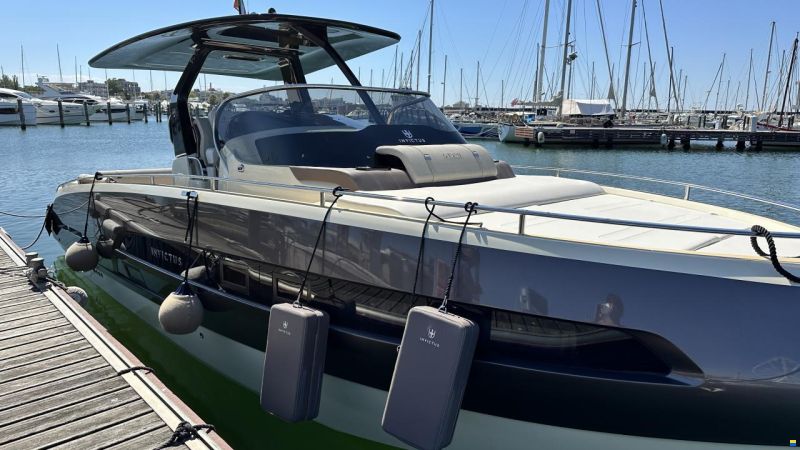 Invictus GT 320