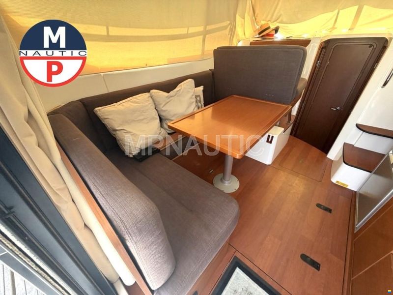 Jeanneau Merry Fisher 10