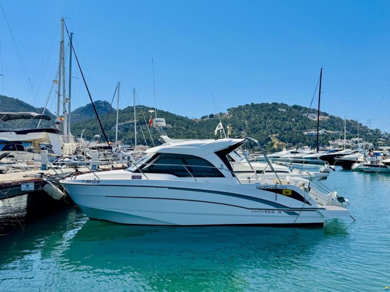 Beneteau Antares 8 OB