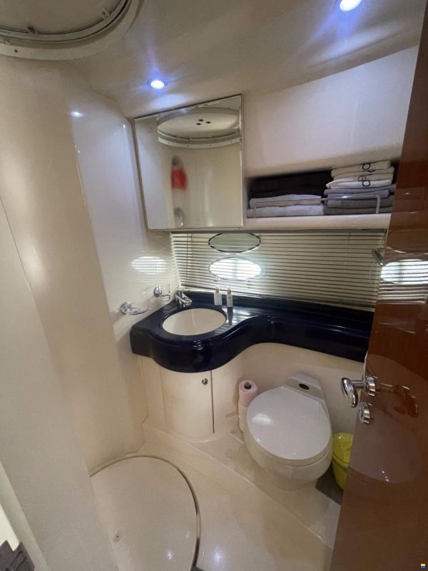 Azimut 42 flybridge