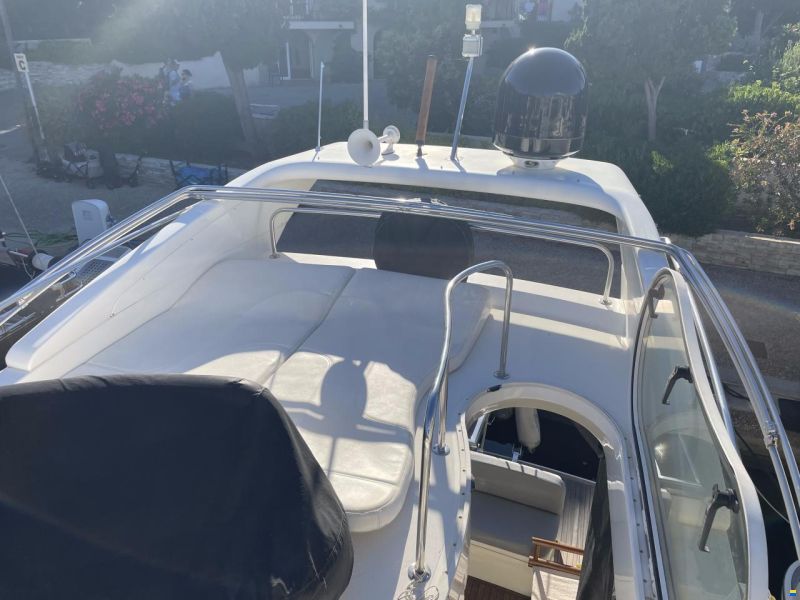 Azimut 42 flybridge