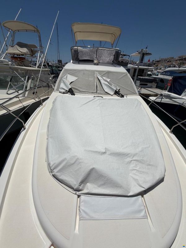 Azimut 40