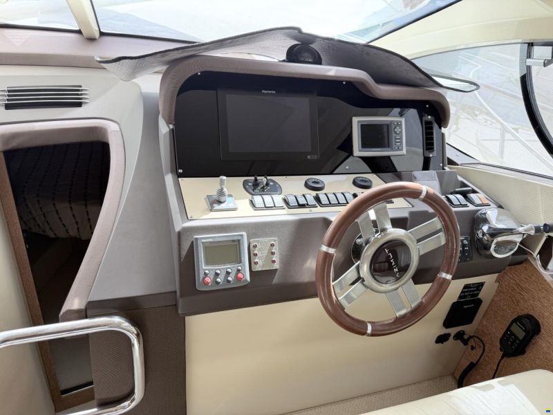 Azimut 40