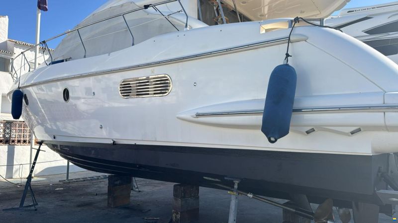 Azimut 40
