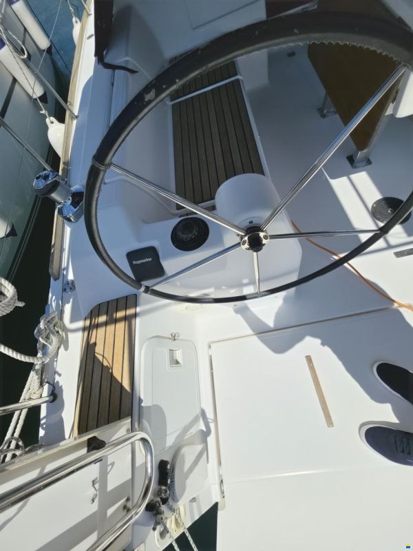Dufour 382 GRAND LARGE