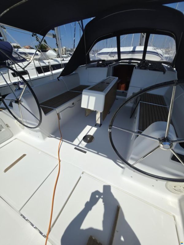 Dufour 382 GRAND LARGE