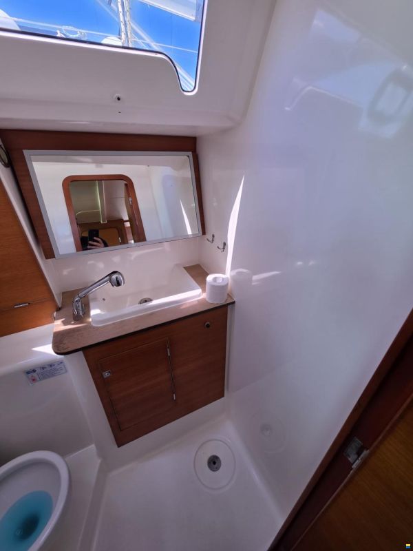 Dufour 382 GRAND LARGE