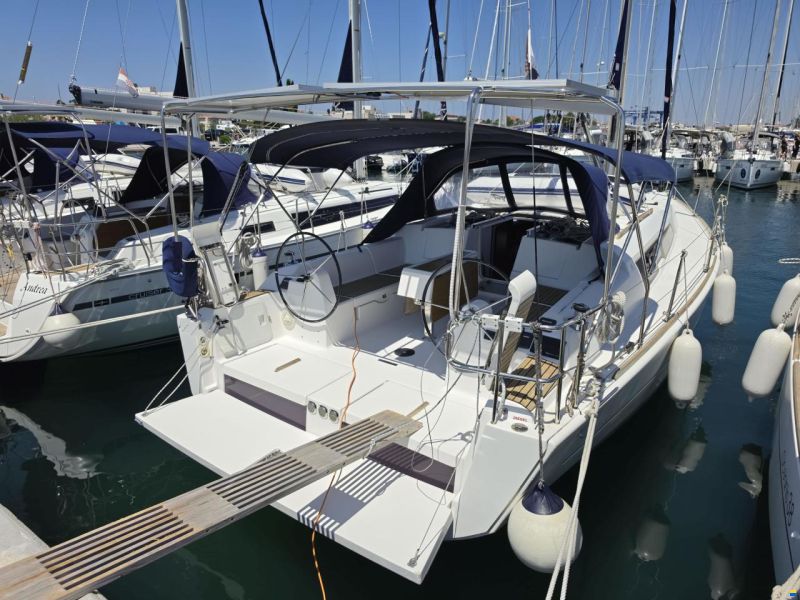 Dufour 382 GRAND LARGE