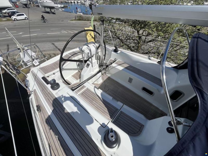 Dehler 39