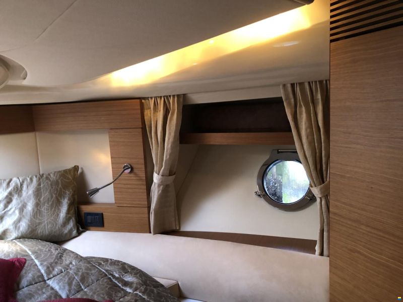 Azimut 43 Fly
