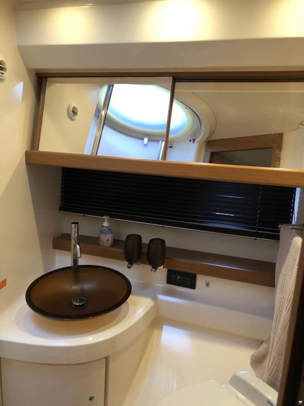 Azimut 43 Fly