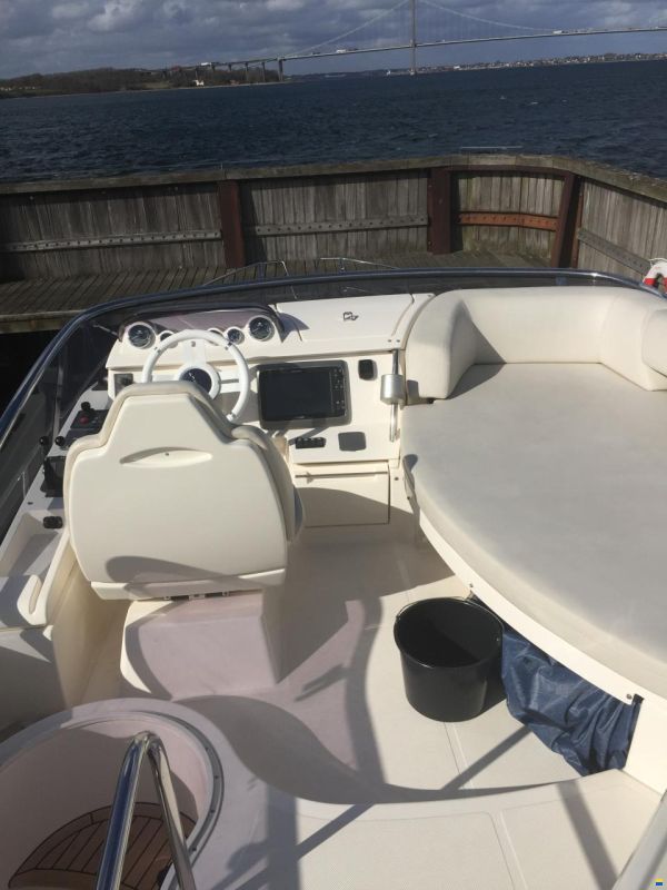 Azimut 43 Fly