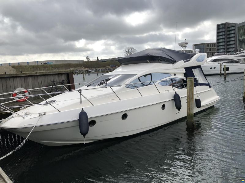 Azimut 43 Fly