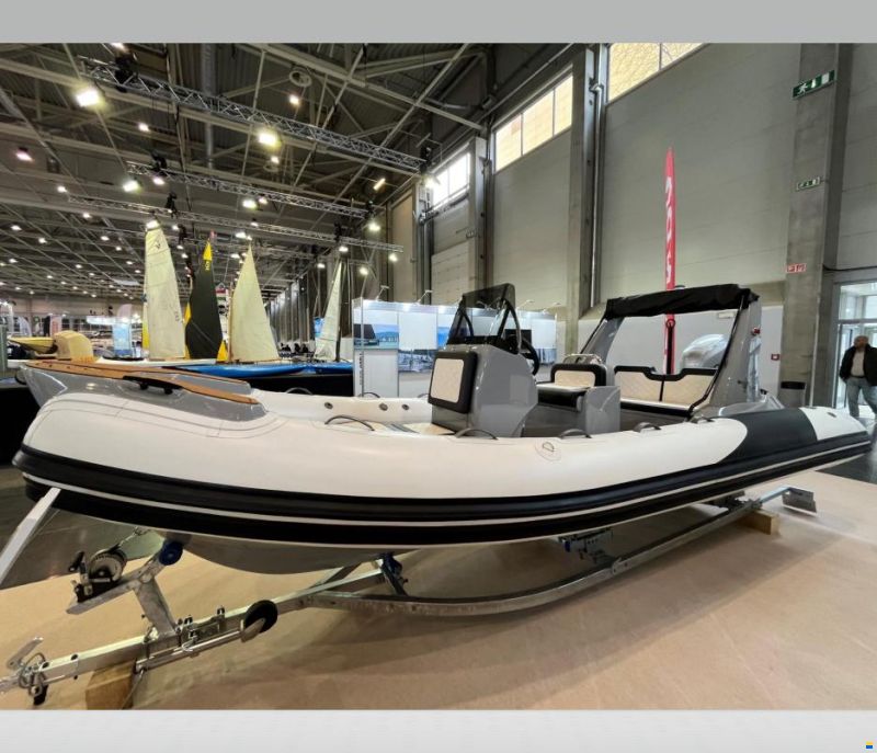 Sea Flash Luxury 520