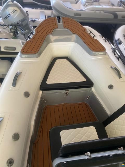 Sea Flash Luxury 520