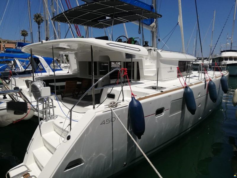 Lagoon 450F