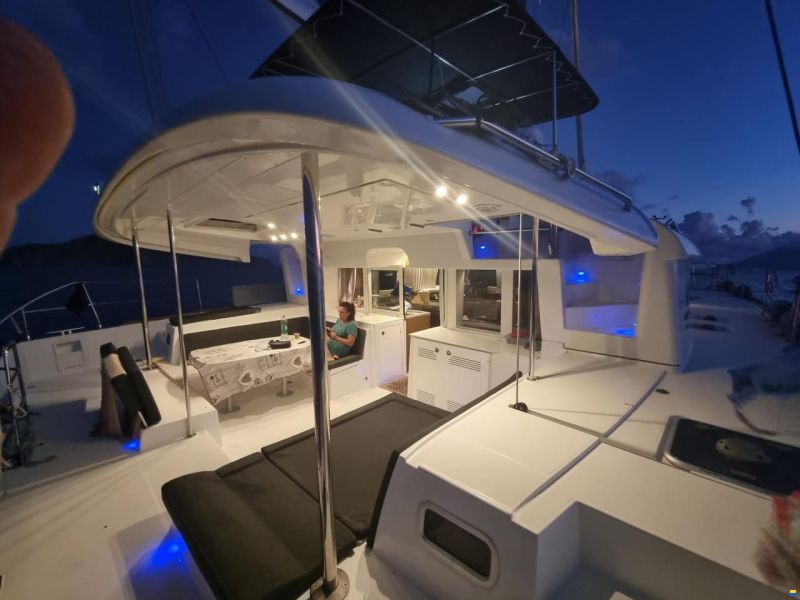 Lagoon 450F