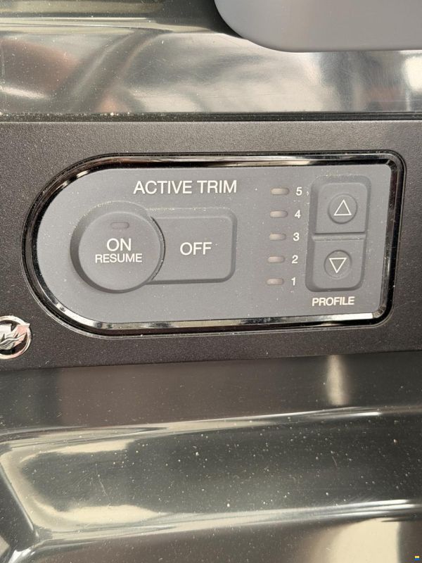 Quicksilver Captur 705 Pilothouse