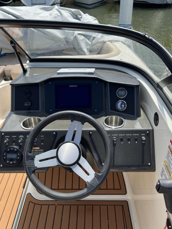 Bayliner VR5E