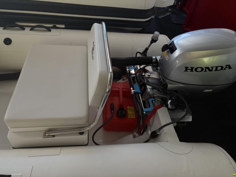 Sea Flash OPEN TENDER 330