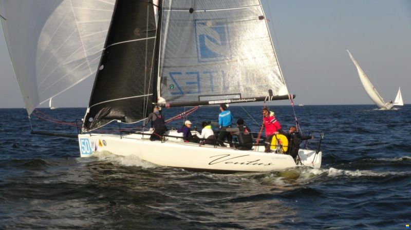 Melges 32